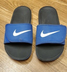 nike slides 3y