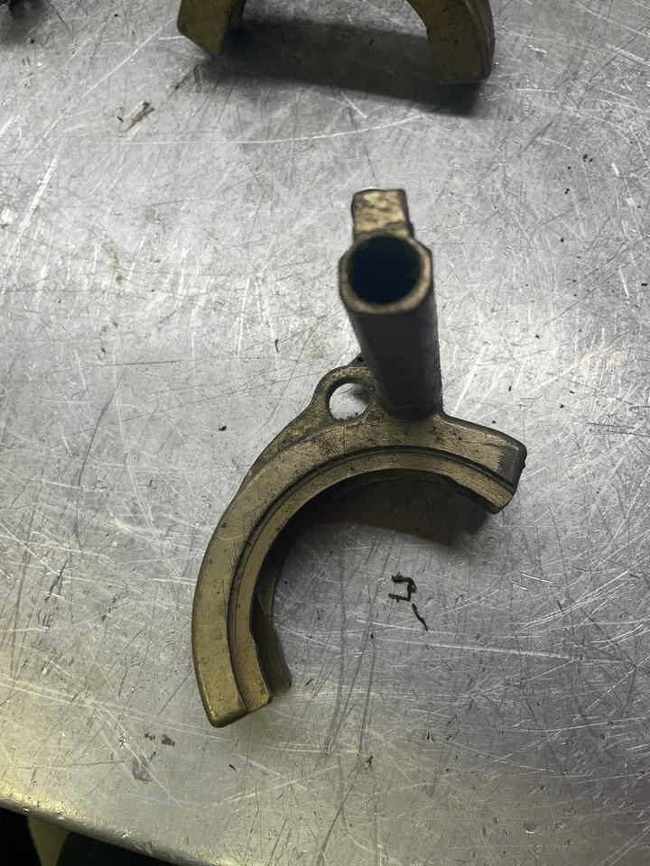 Austin Healey 100 (BN2, 100/6, 3000)  Gearbox 1st/2nd Selector 1B3708 - Image 2 of 4