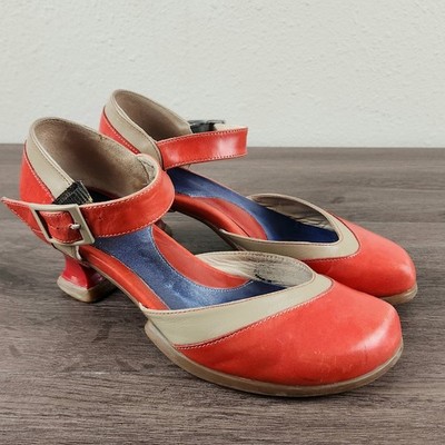 RARE John Fluevog Obrigada Heels Wearever Family Mary Jane Red Beige Sz 7 (Read)