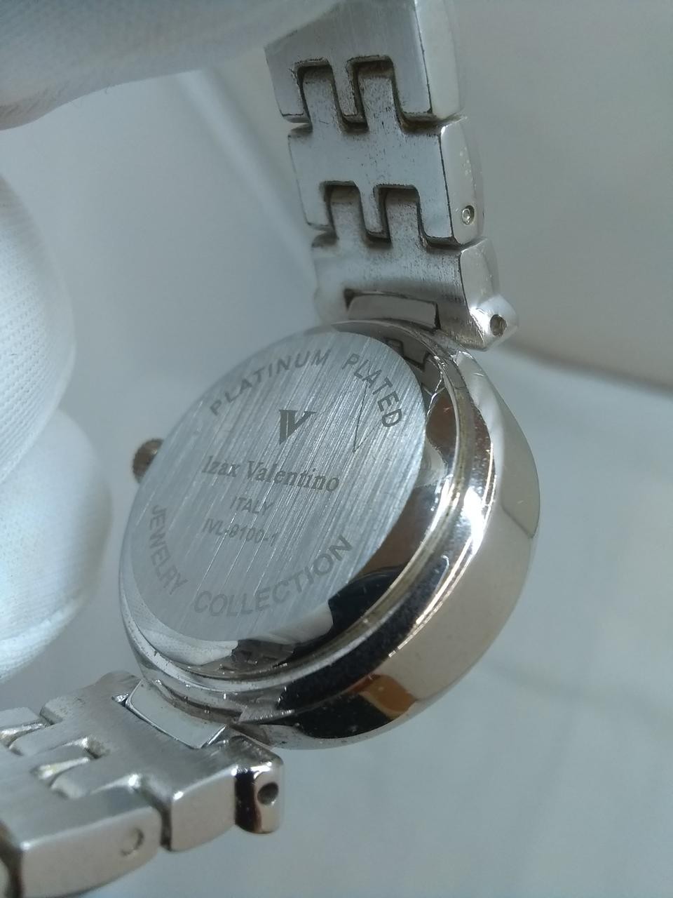 Valentino IVL-9100-1 Quartz Ladies Watch Stainless Steel Used thumbnail 10