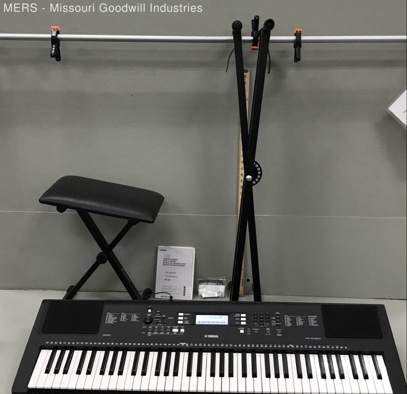Yamaha PSR-EW310 76-Key Digital Keyboard Outfit with Stand Bench and Manual