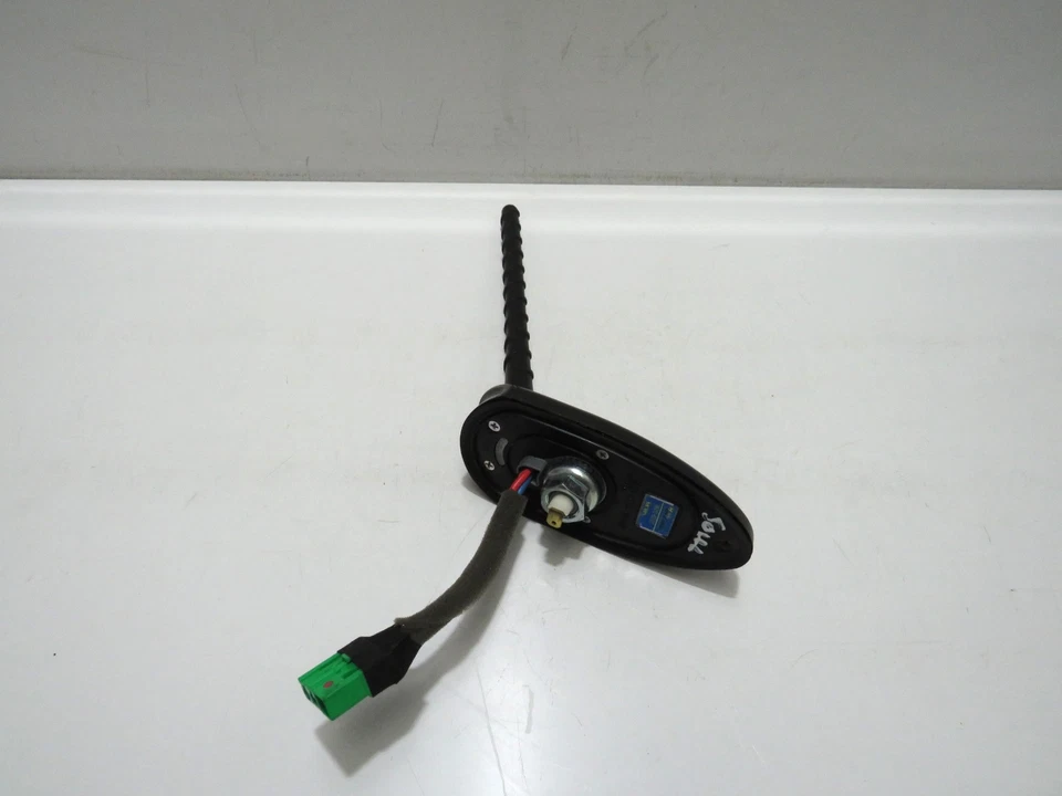 KIA SOUL 2014-16 ROOF AERIAL ANTENNA (DAB SAT NAV TYPE) 96210B2120         S3234 - Image 2 of 4