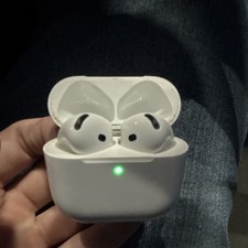Apple AirPod 4 s White Bluetooth Wireless In-Ear Earbuds w/Charging Case