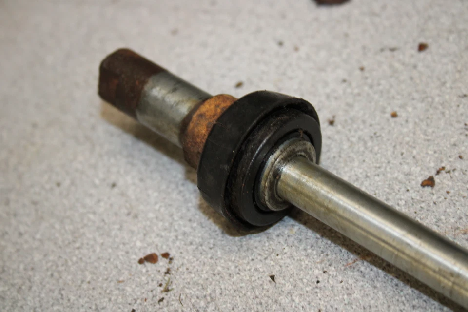 Bridgestone 90 Deluxe 1966 llanta delantera eje pivote perno BS90 M13-0950.JB Foto 4 de 4