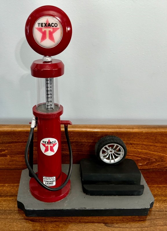 Texaco Gas Pump, Cell Phone Holder, and night light.