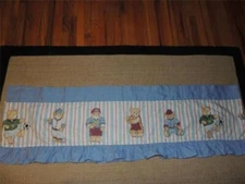 KIDSLINE CLUB USA  WINDOW VALANCE VINTAGE SPORTS BEARS BASEBALL SOCCER FOOTBALL