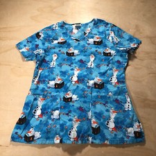 A2437 Disney Frozen II Scrub Top Women  s Small Blue White Olaf Book Leaves Shirt