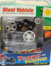 NEW GUOKAI Turbo Twister Stunt Vehicle Micro Scale R/C Flashing Center Band 27