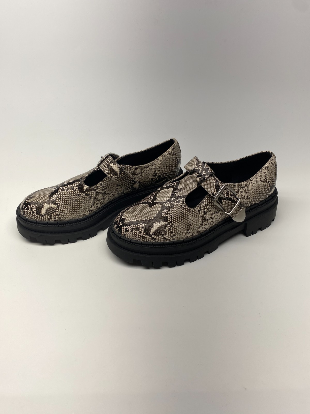 SAOLA Scarpa Steve Madden donna Kamlee suola a strappo Mary Jane naturale snake platform taglia 10