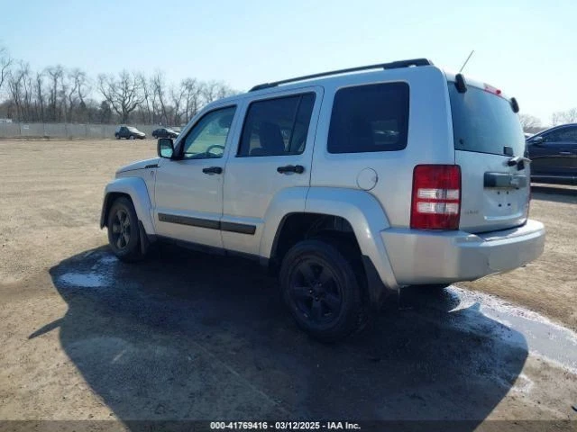 Jeep Liberty 2008 cilindro maestro de frenos OEM 68004467AA 145 k millas usado Foto 3 de 4