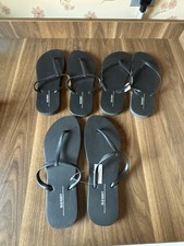 3 Pairs of Size 10 Women's Old Navy Flip Flops- Two New with Tags and 1 New