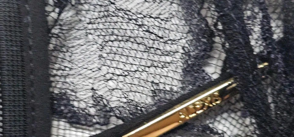 $725 - Vestido midi de encaje Rhiane negro talla mediana Foto 3 de 4