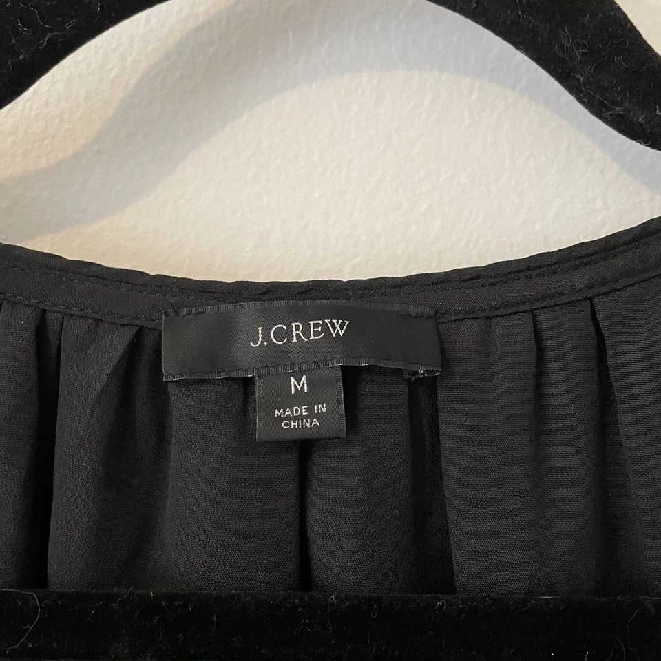 Top J Crew Cuello Volante Clip Punto Malla Negro Talla M Whimsigoth Bruja Hada Grunge Foto 3 de 4