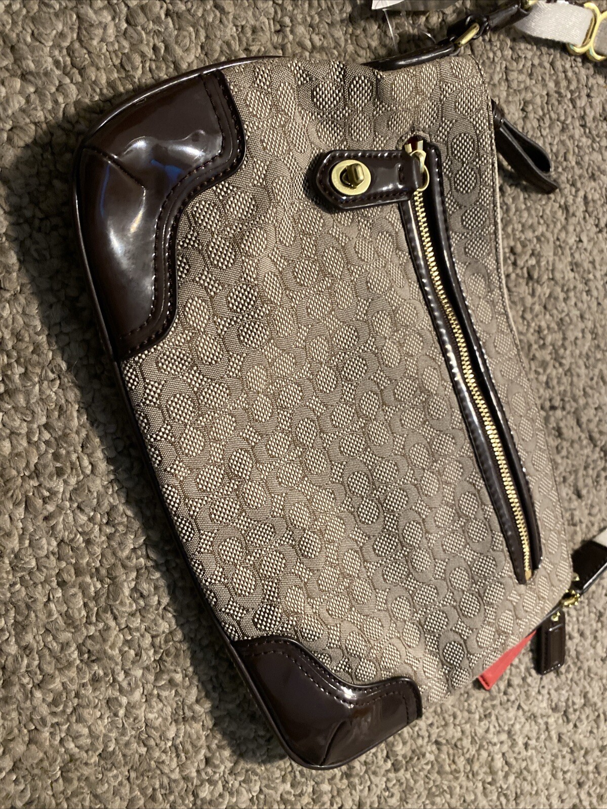 Picture 2 of 9