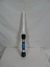 Light Saber Extendable Sword 33" Flashes Multiple Light Colors