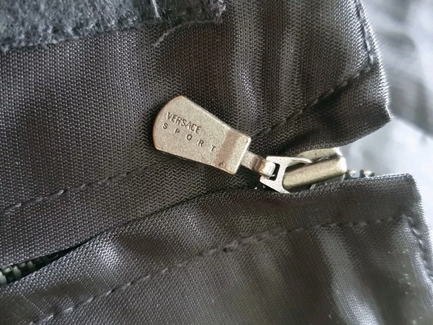 Gonna a matita Versace Sport vera pelle patchwork nera asimmetrica IT44 UK14 US8