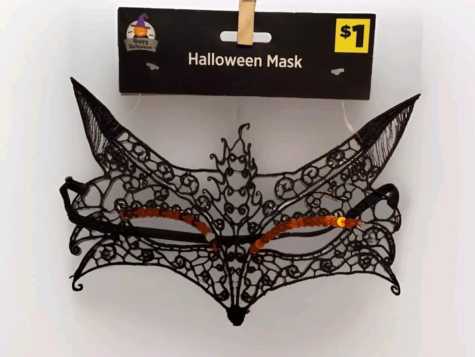 Get Ready to Trick or Treat in Our All-In-One Witch Costume Bundle! - Imagem 2 de 4