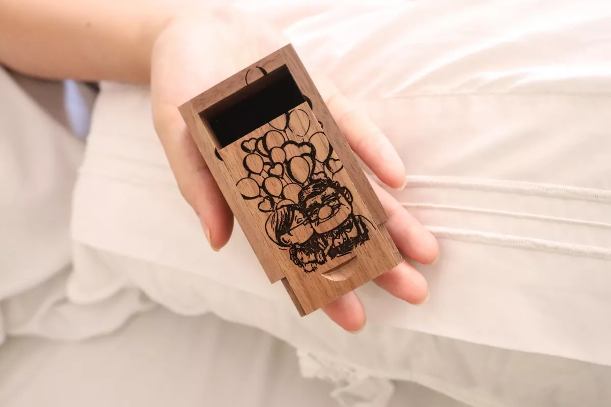 Up wedding sale ring box