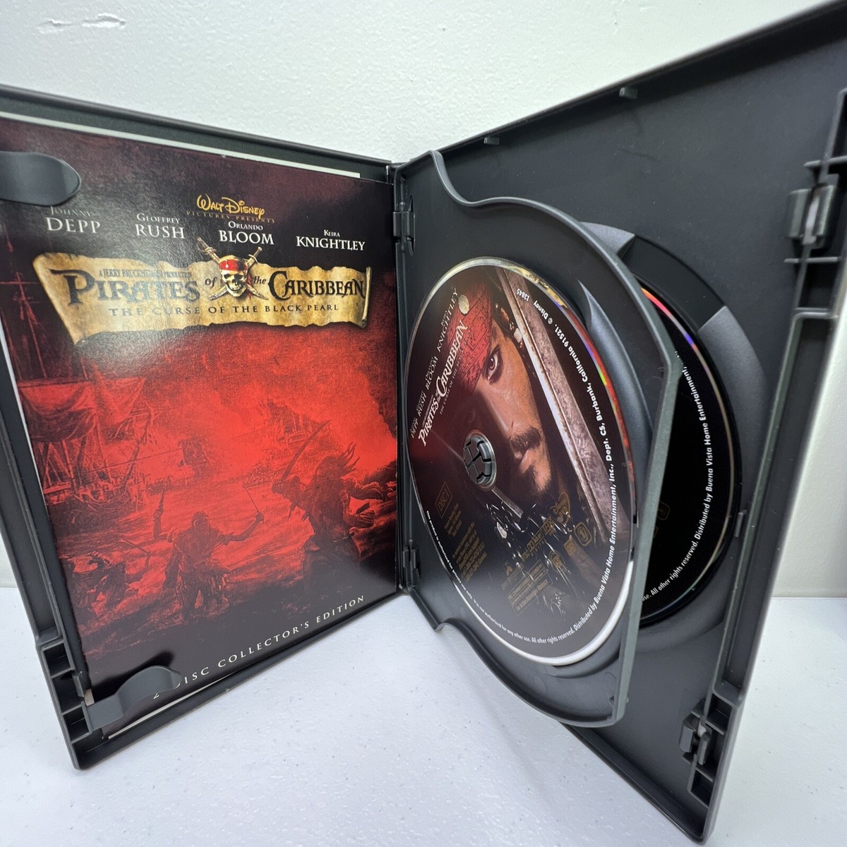 Pirates of the Caribbean: The Curse of the Black Pearl (DVD, 2003