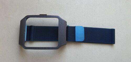 Sony SmartWatch 3 SWR50 fioletowa brokatowa obudowa i niebieski metalowy pasek magnetyczny z siatki  - Zdjęcie 1 z 11