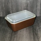 Vintage PYREX Refrigerator Dish 502-C 1 1/2 Pt. with Lid Fridgie Brown RARE