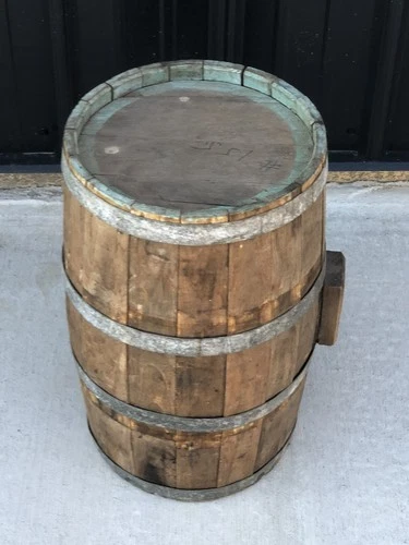 ANTIQUE VINTAGE 5 GALLON WOODEN BARREL / KEG