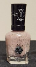 Sally Hansen Miracle Gel Nail Polish 902 Living in the Presents
