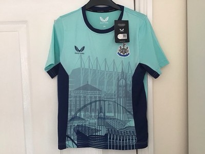 Newcastle United Junior Medium Spieltag Trikot neu mit Etikett Castore