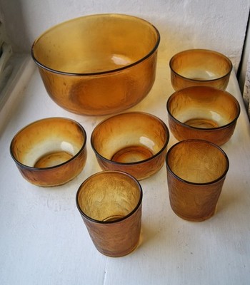 4 Dessertschälchen, 1 Salatschüssel, 2 Gläser, Arcoroc , Arcopal France ,amber