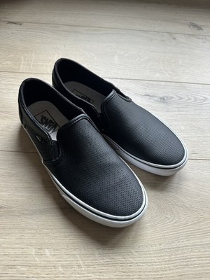 Size 9.5 - VANS Asher Perforated Leather - Black 