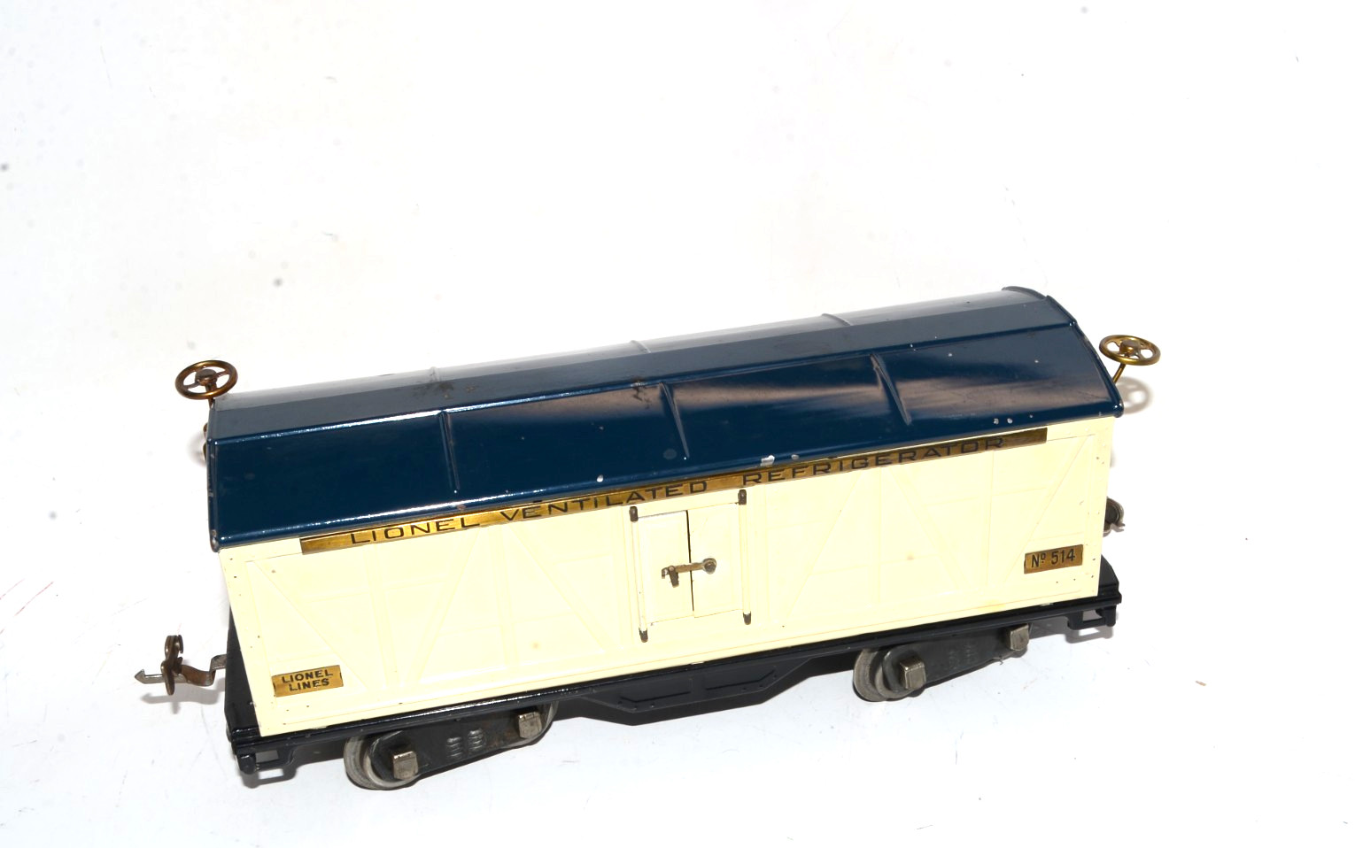 LIONEL Standard Gauge  NO. 514 Refrigerator - Repainted,  1927-28