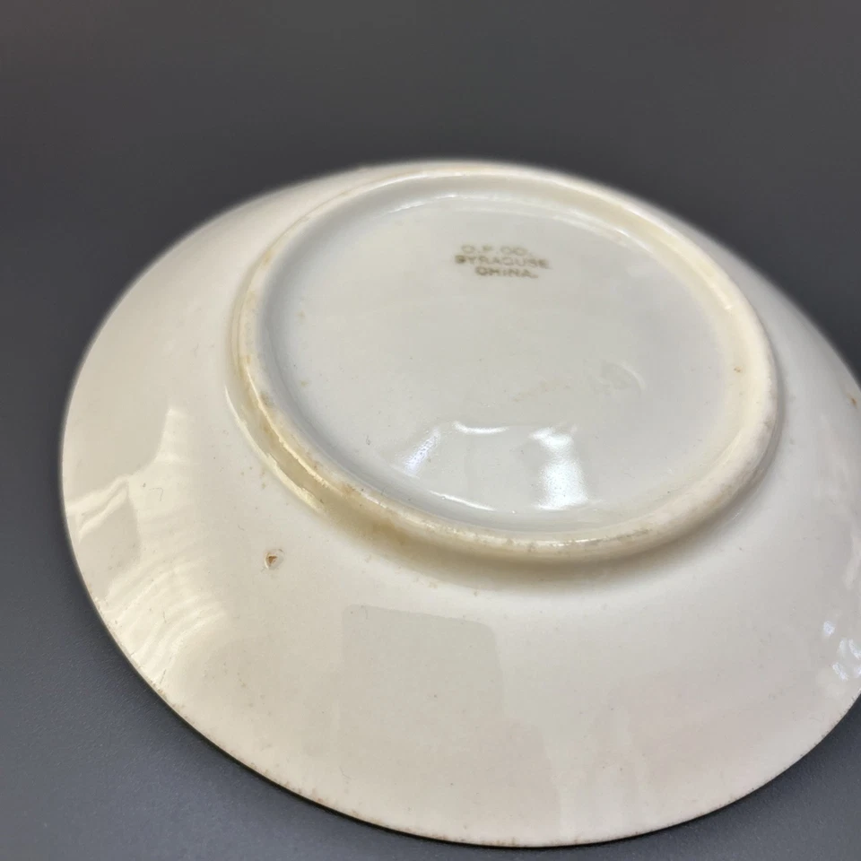 Taza y platillo O.P.CO Syracuse China patrón 50204 flores rosas - ¡MUCHO DESGASTE! Foto 4 de 4