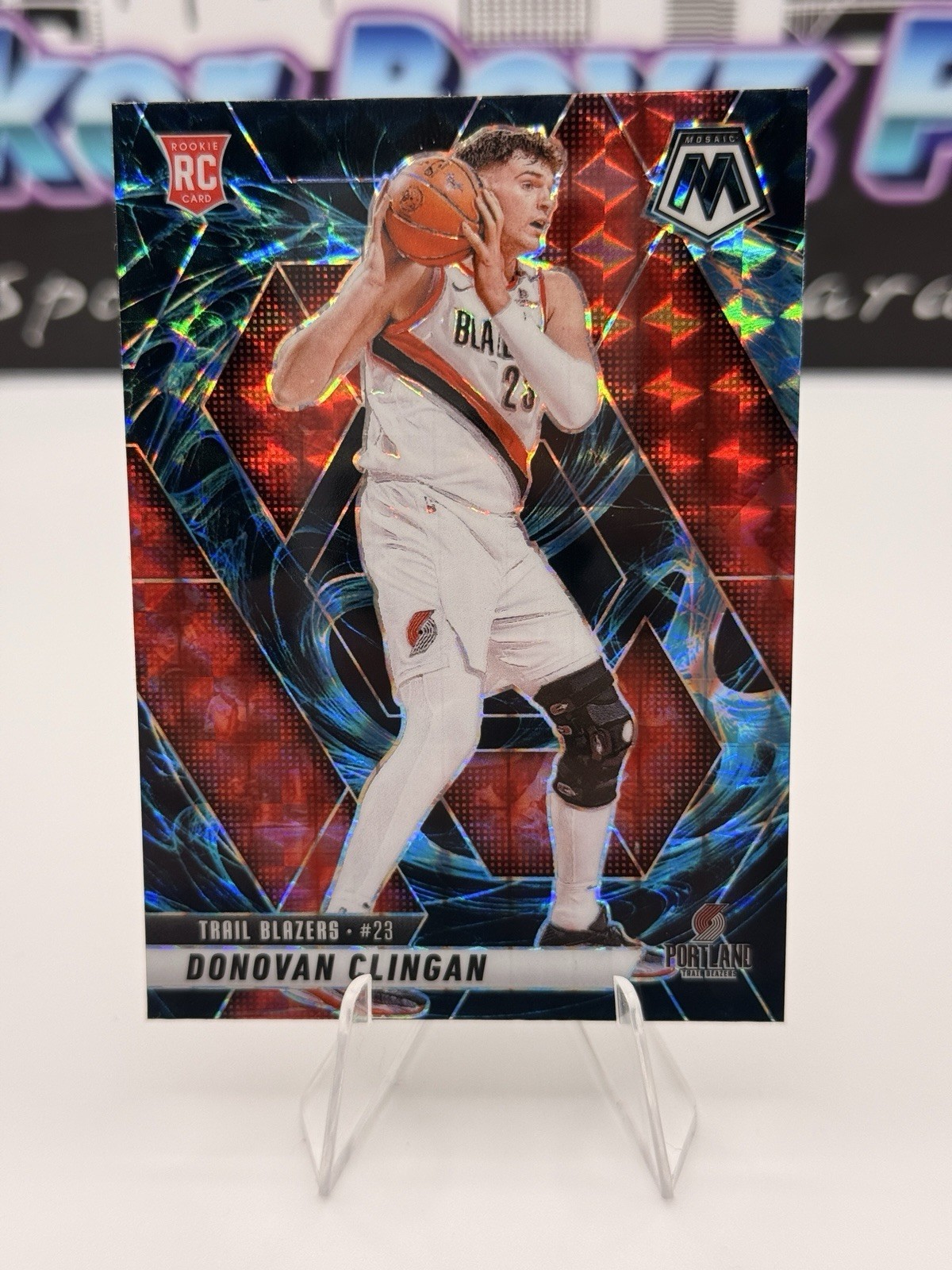 2024-25 Panini Mosaic #246 Donovan Clingan Genesis CASE HIT Rookie RC