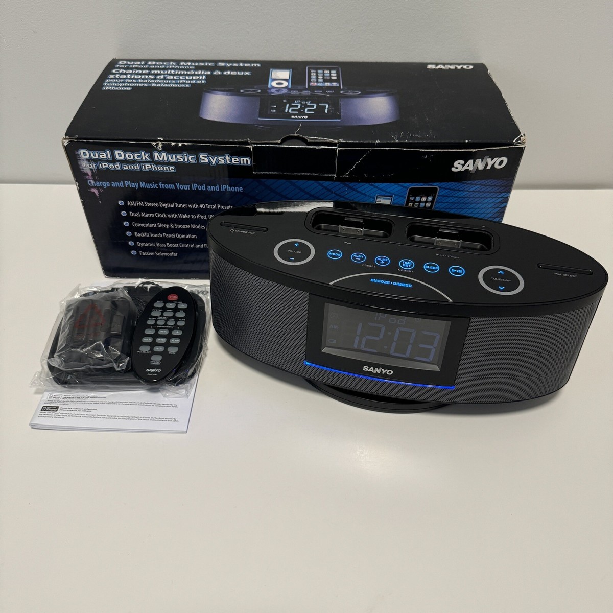 Sanyo DMP-692 Dual Dock Music System 30-pin iPod iPhone Power