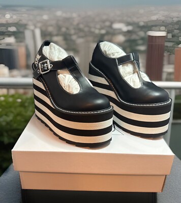 YRU Emily The Strange Black/ White moxie 3'' platform  Striped Sz 7 New HTF