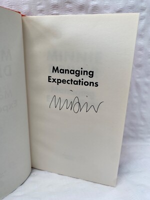 Minnie Driver - Managing Expectations SIGNED First Edition/First Impression 2022
