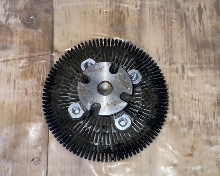 Mercedes-Benz 300D 1977-1985 diésel 3,0 L OEM embrague ventilador Foto 2 de 2