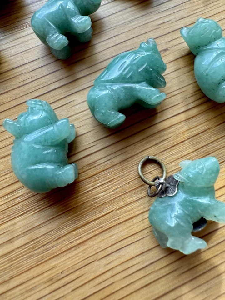 Dijes de cuentas de animales aventurina verde miniatura tallada Foto 3 de 4
