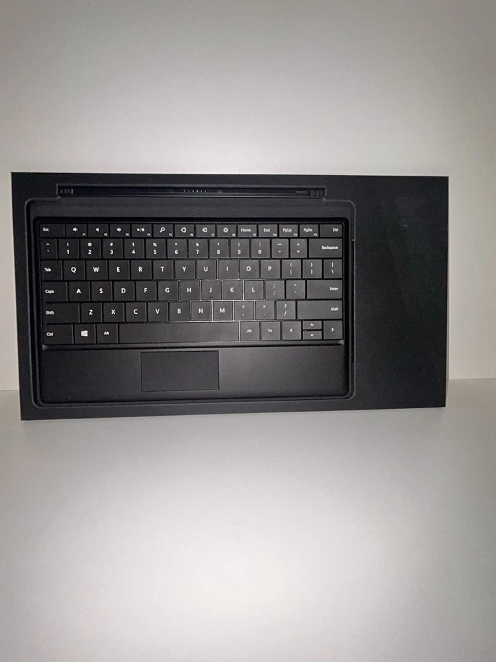 Microsoft Surface Pro 1/2 RT Type Cover FOR Keyboard Model 1535 Black - Image 4 of 4