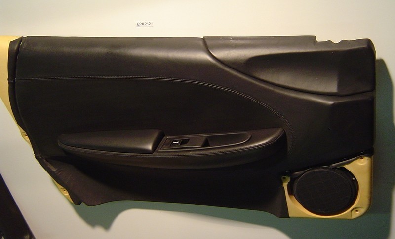 Ferrari 360 Modena Left Door Panel 650076 Handle, Lever