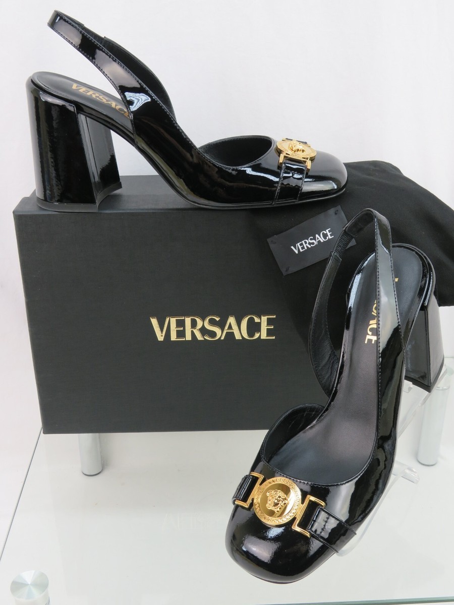 【関税&送料込み】Versace Patent Leather Sandals NIB VERSACE BLACK PATENT LEATHER GOLD MEDUSA LOGO SANDALS