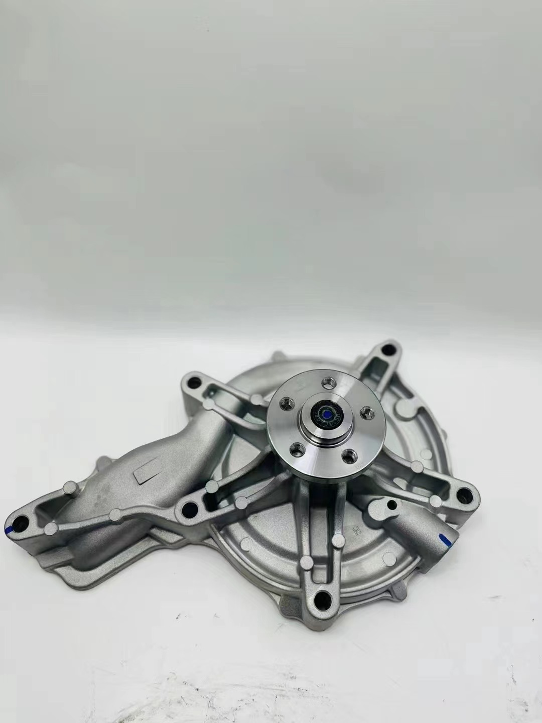 Volvo Mack D11 D13 D16 MP7 MP8 Water Pump 85124623 85109694