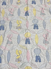 VTG Sunbonnet Sue Quilt Hearts Baby Child Lap Pink Blue Nursery 52HX44W