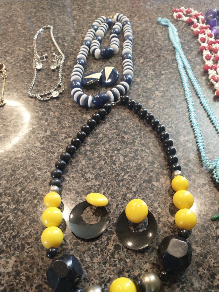 costume jewelry lot vintage View 4