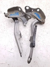 04-10 TOYOTA SIENNA LEFT AND RIGHT SIDES HOOD HINGES 
