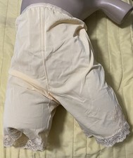 Vintage Vassarette Double Nylon Crotch Lace Trim Appliqu d Panties Size Small