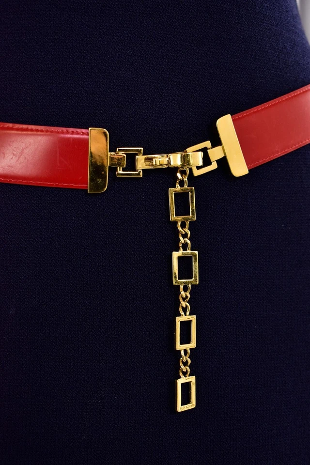 Cinturón de cuero rojo tejido St. John con cadena dorada talla 34 / se ajusta ~ 37-43" cintura Foto 2 de 4