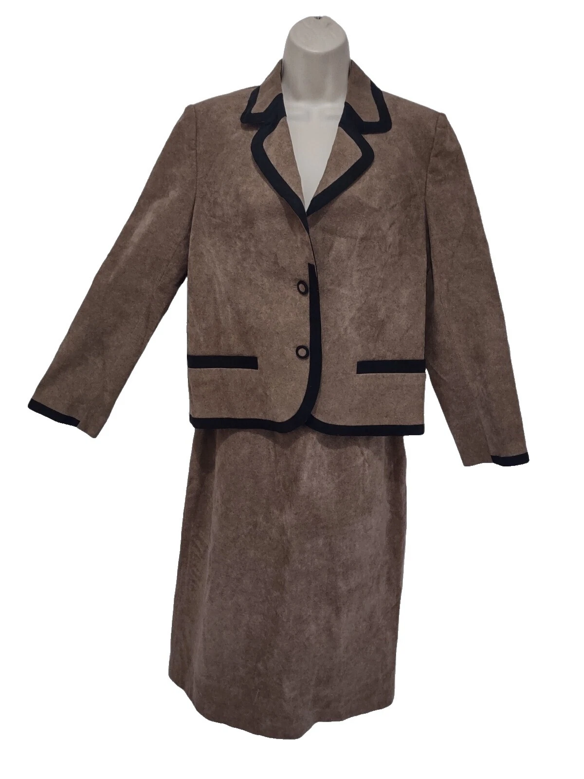Suede Brown Vintage Suits, Sets & Suit Separates for Women
