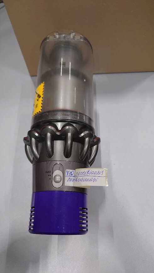 Dyson V10 Vacuum Parts Not Charging No Accessories Included