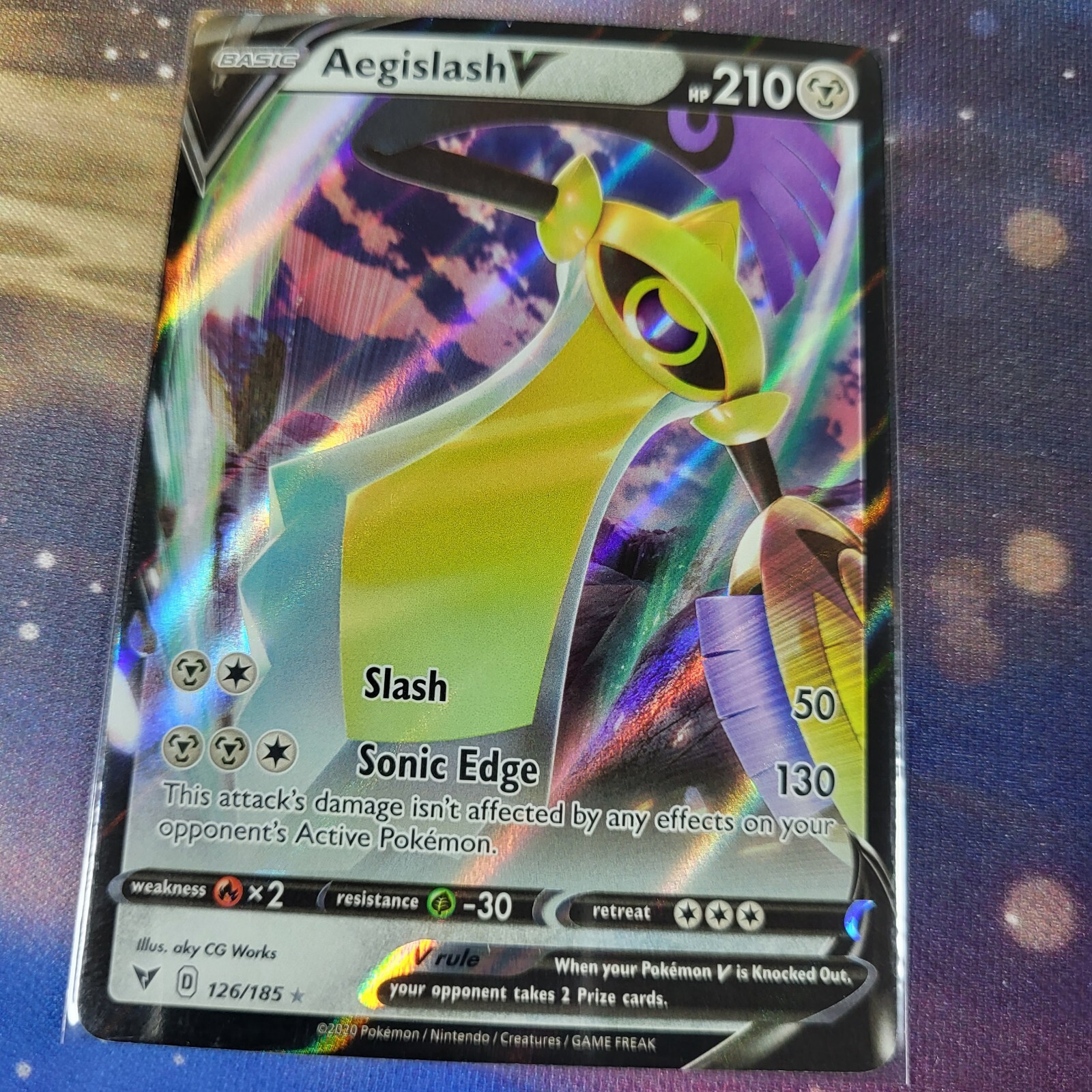 Pokemon TCG Aegislash V 126/185 Sword & Shield Vivid Voltage NM/M